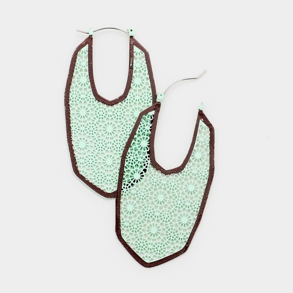 Free People Jewelry - NWT Filigree Moroccan Mint Boho Pin Catch Earrings